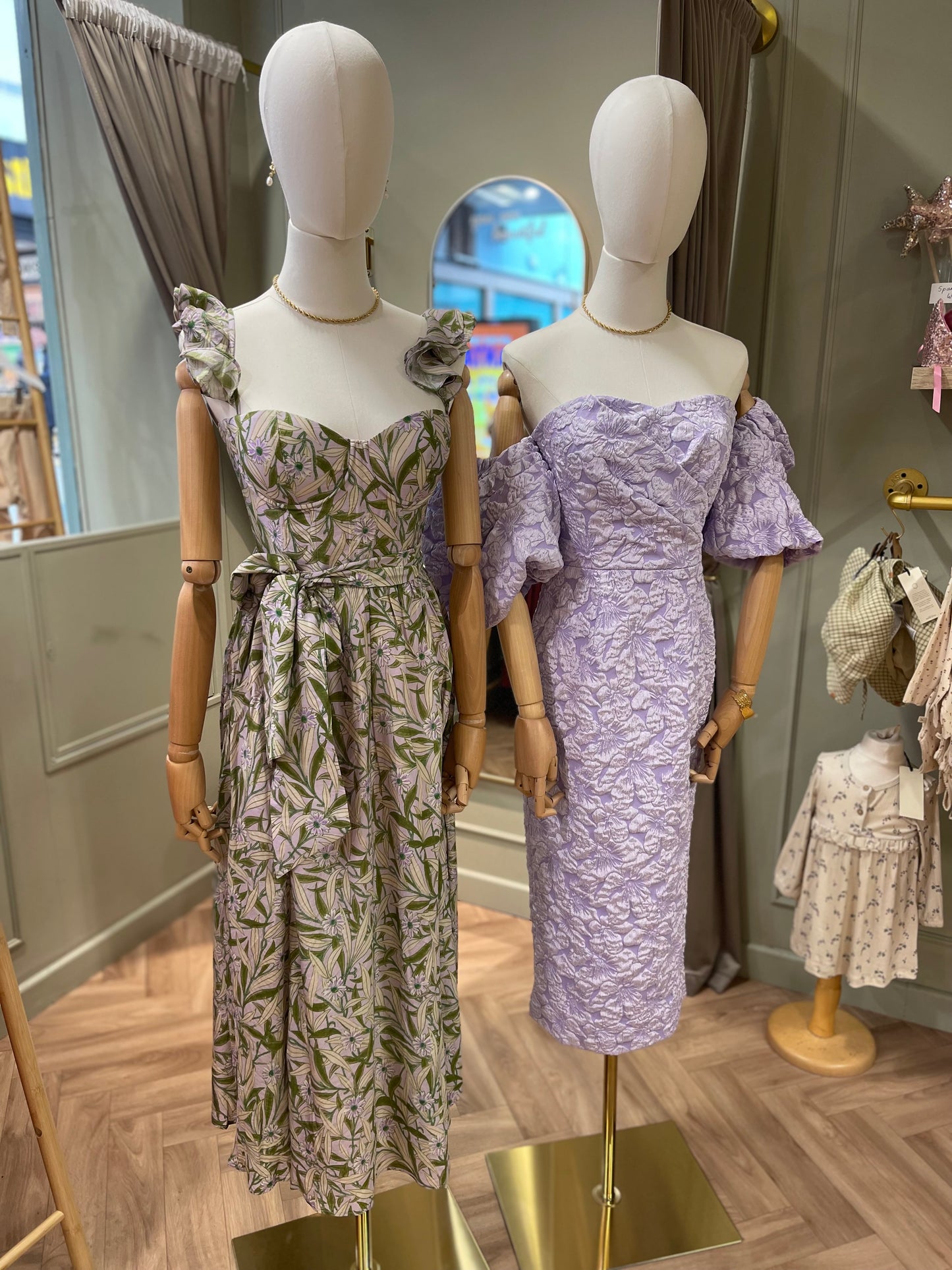 Thalia floral puff drop sleeve midi lavender dress