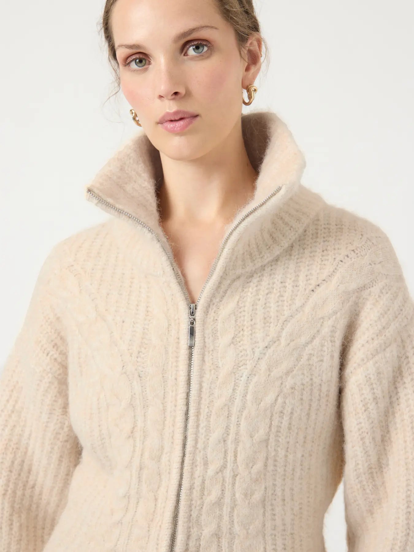 YASZIRA LS CABLE KNIT CARDIGAN