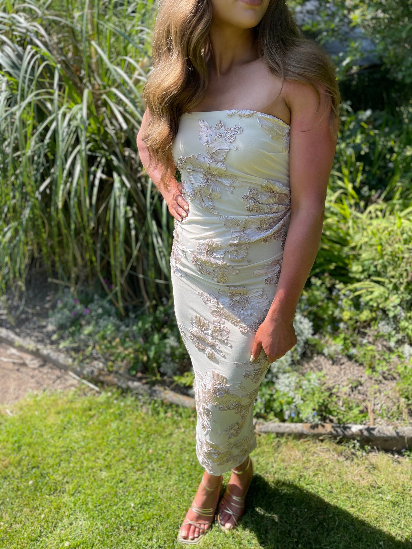 Eleanor floral strapless embroidery beige dress