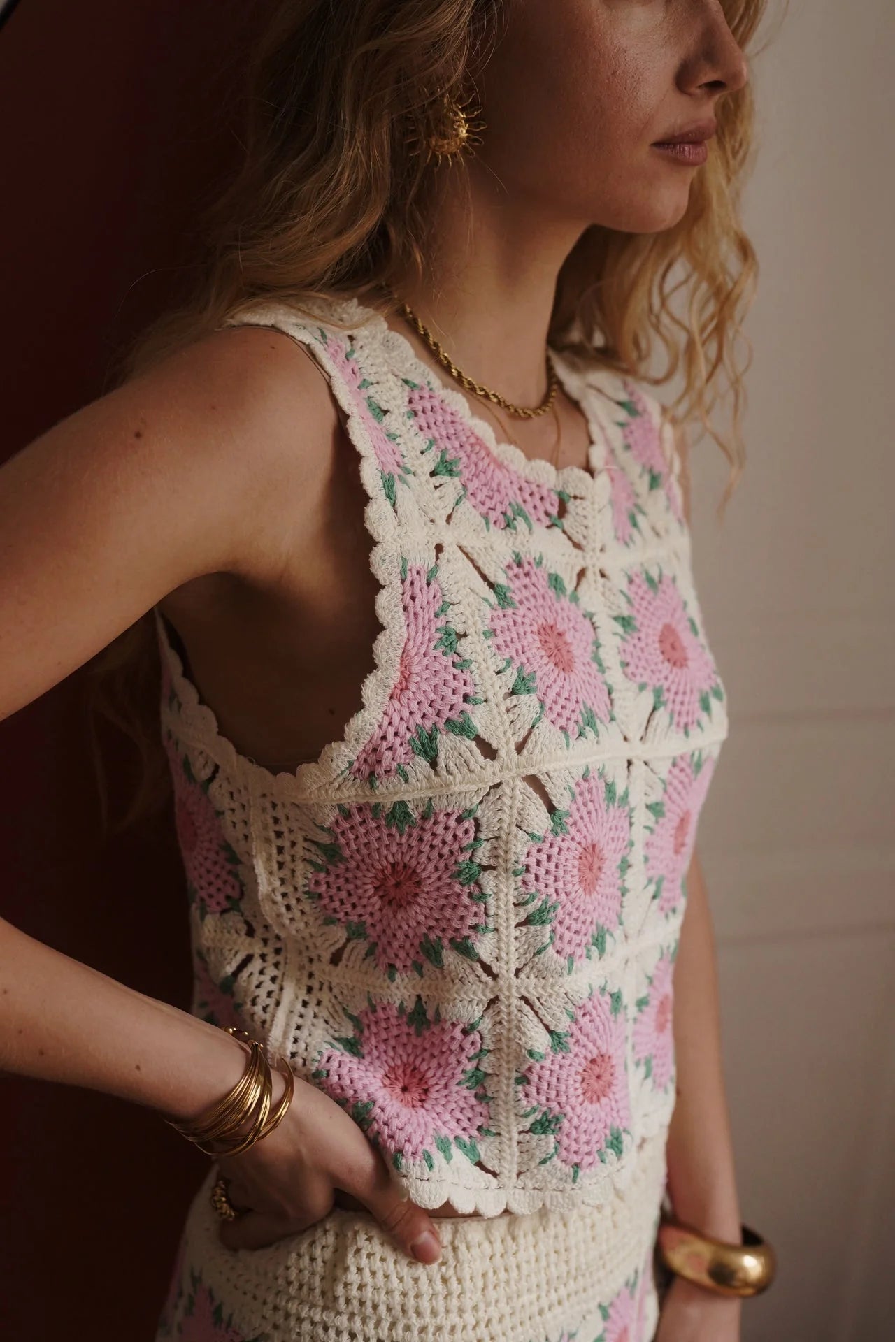 Daisy pink crochet crop top