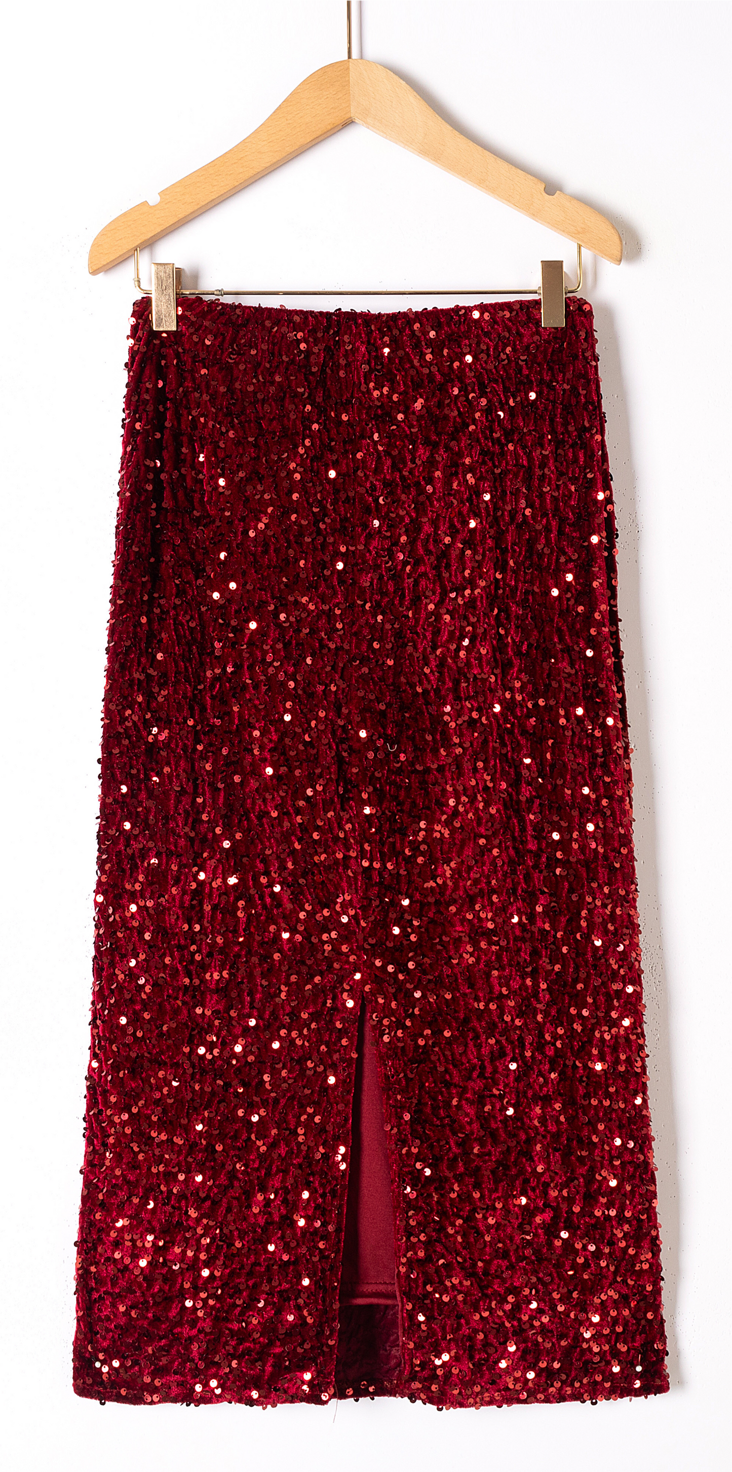 Quinlan burgundy sequin skirt