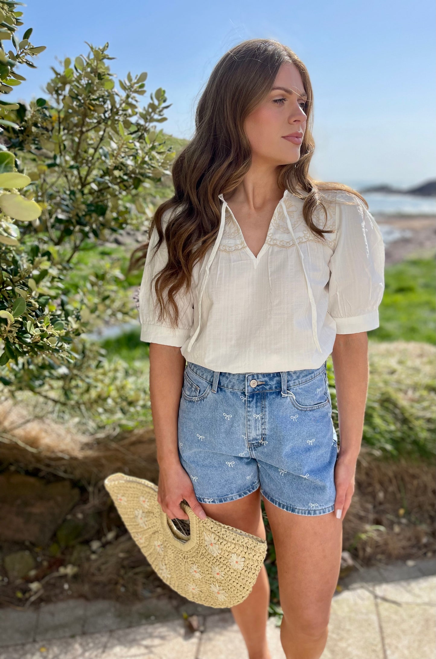 Bow detail blue wash denim shorts