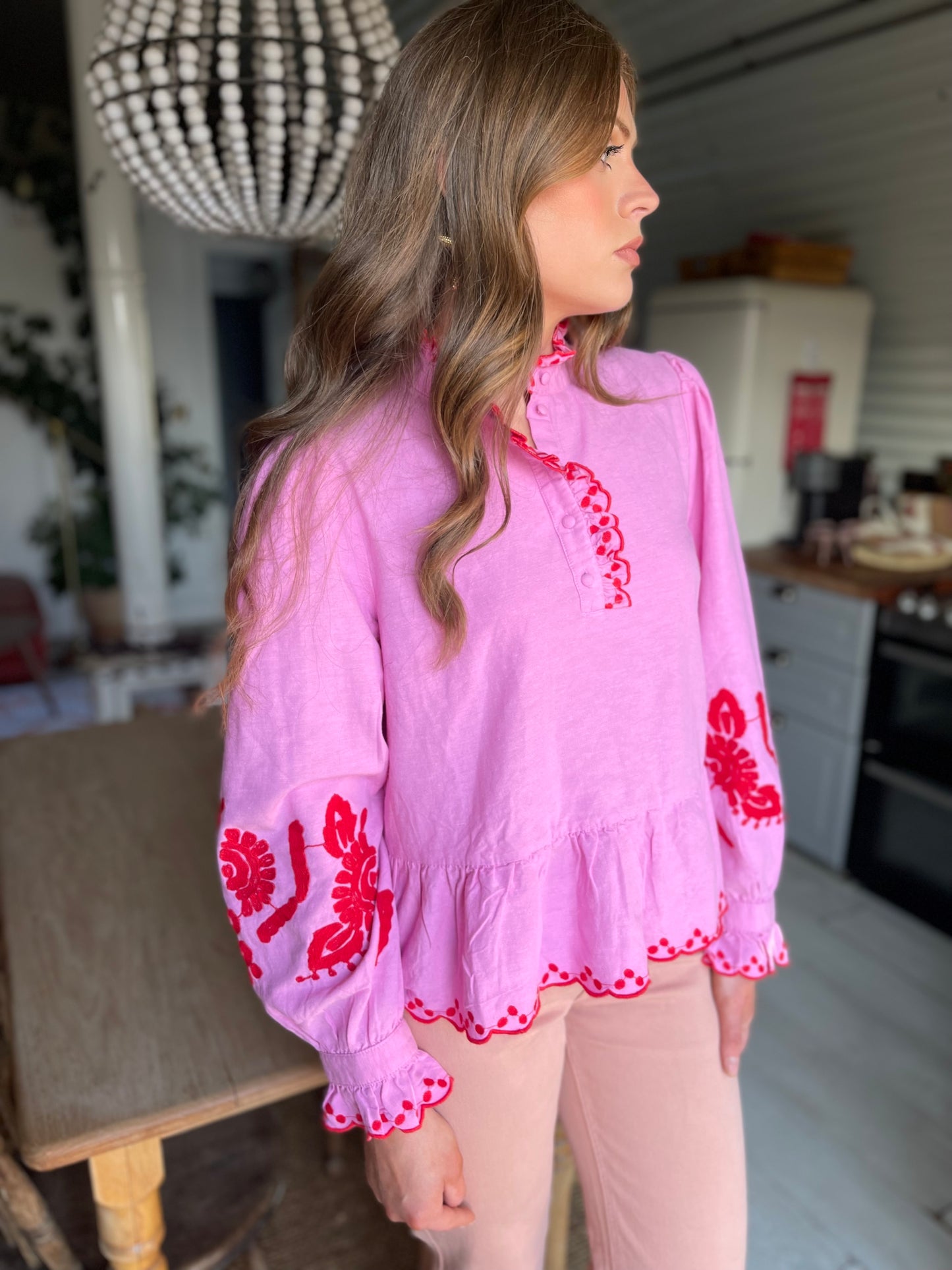 YASBRIMU LONG SLEEVED pink and red blouse