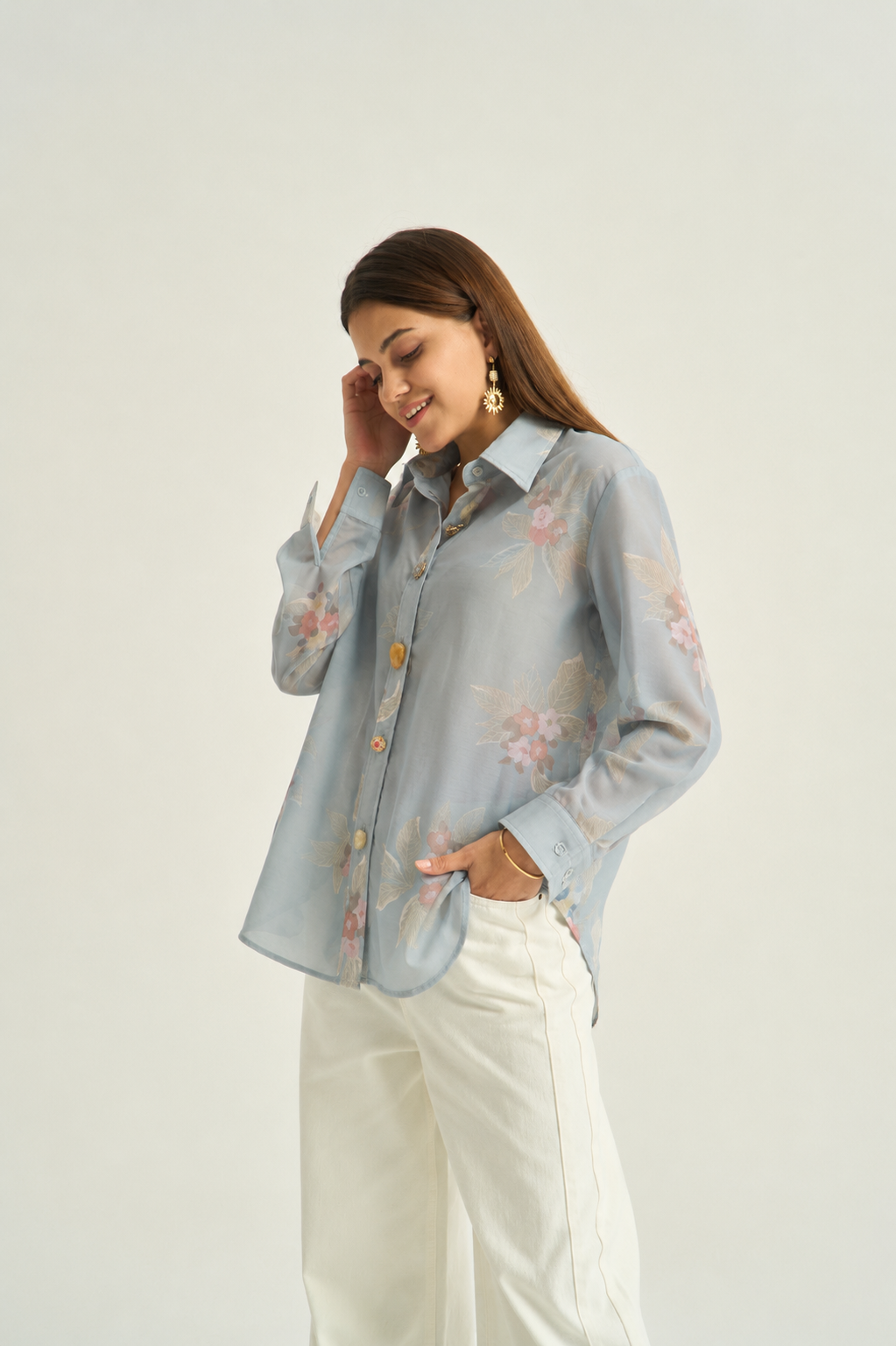 Donna blue floral brooch button shirt