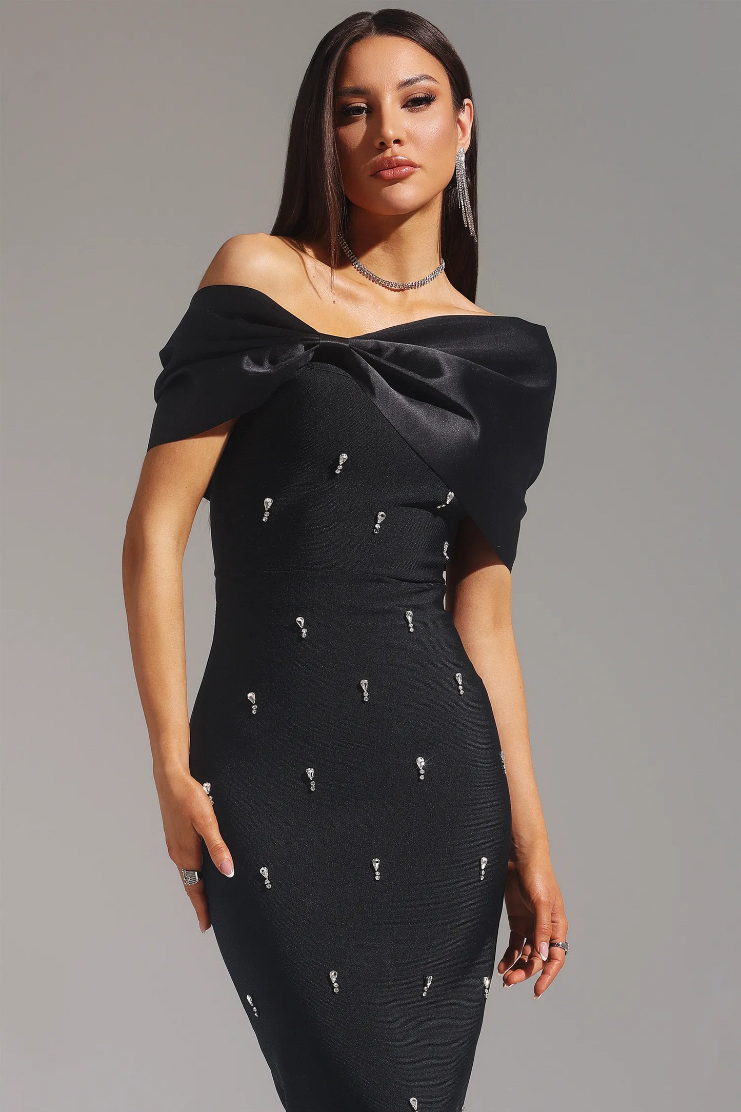Suri black drop diamond bandage dress