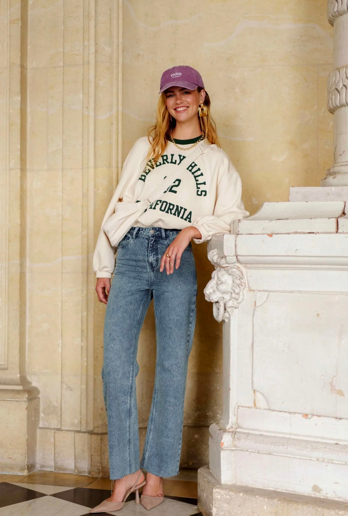 Blue vintage wash straight leg jeans