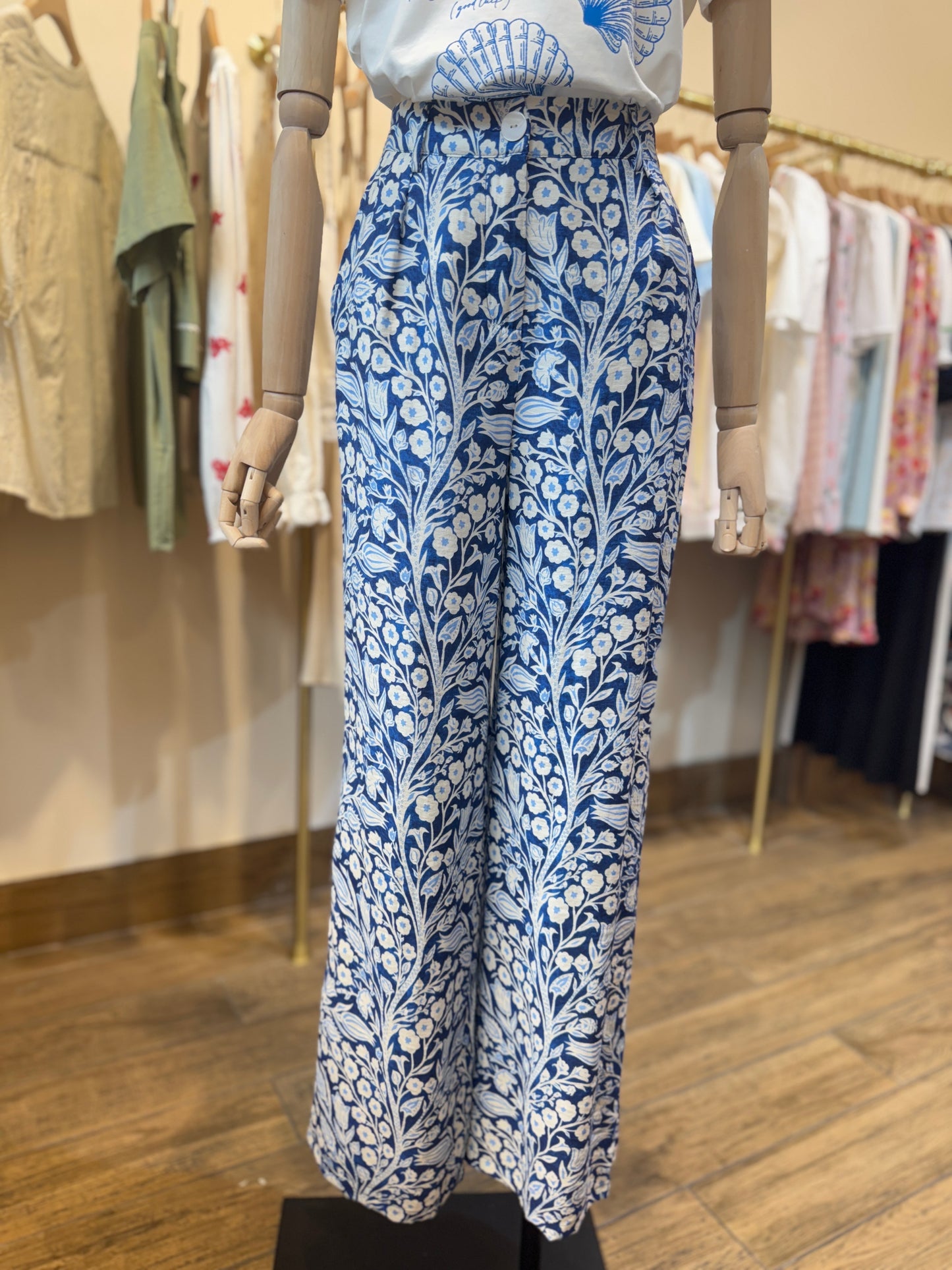 Edith blue floral printed trousers