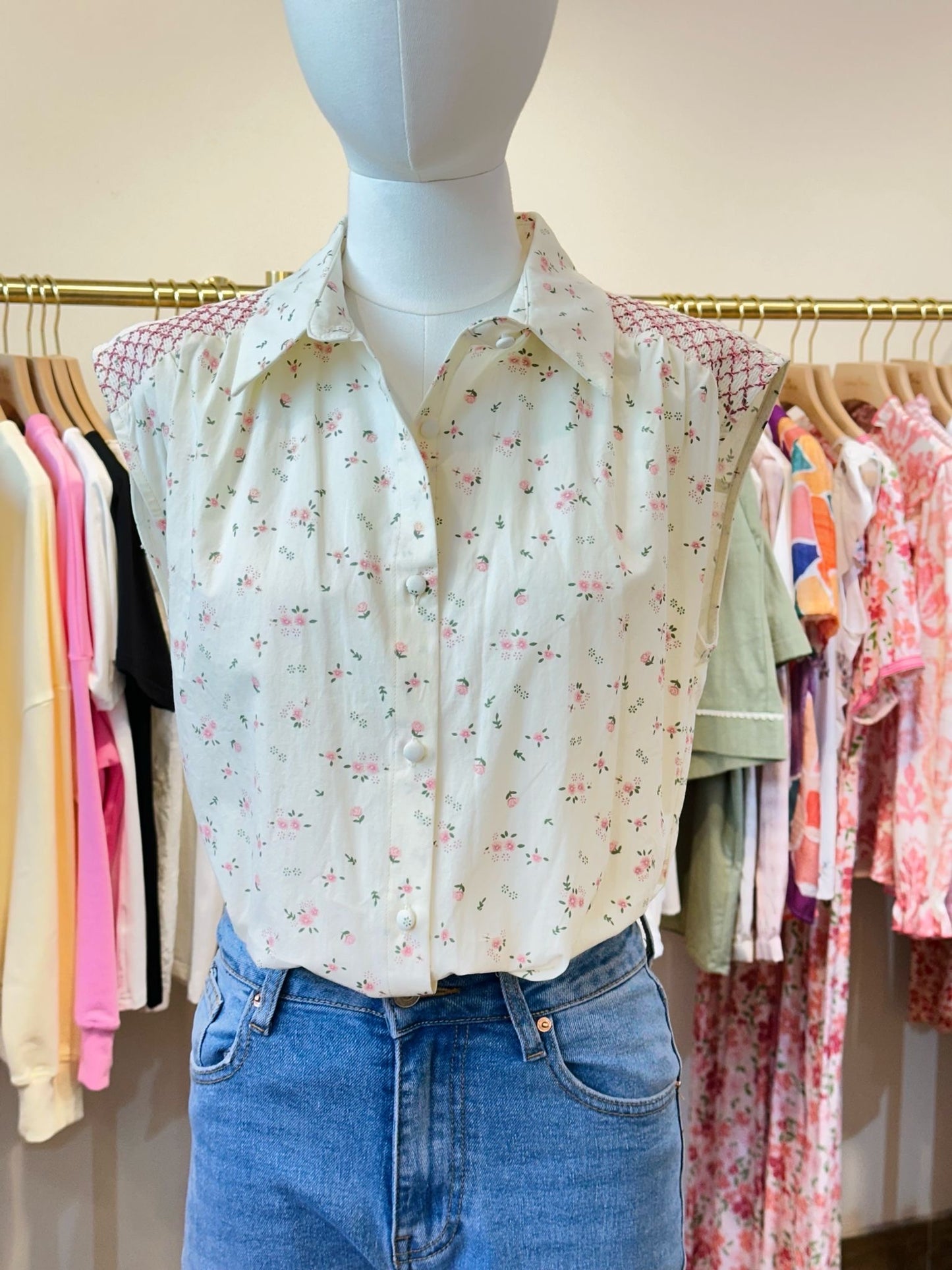 Suzy embroidered floral sleeveless blouse