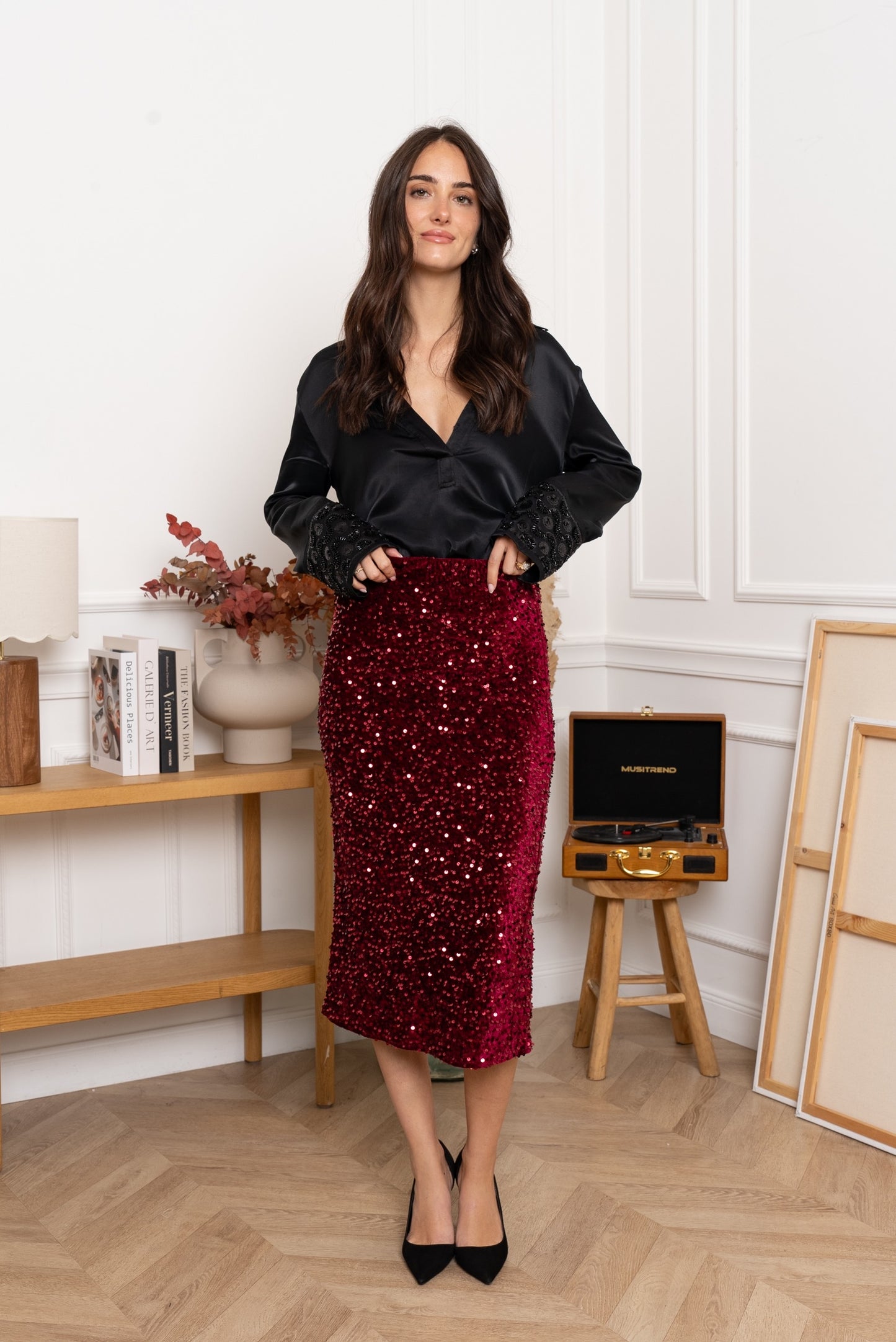 Quinlan burgundy sequin skirt