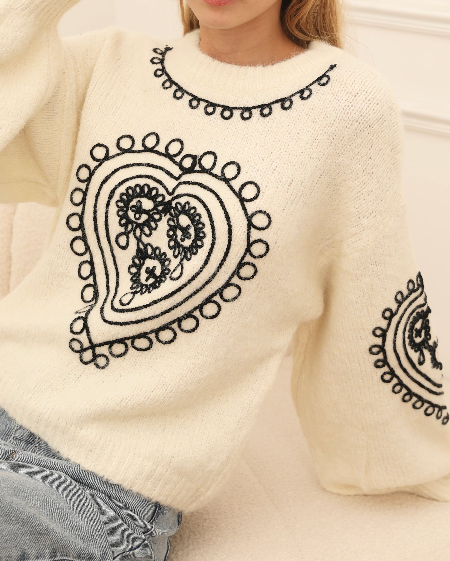 Suzy ecru balloon sleeve heart jumper
