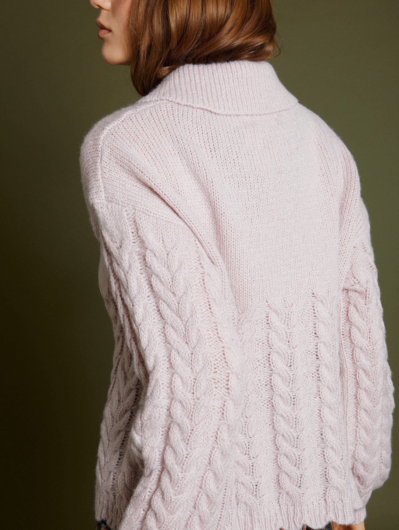 Lilac cable knit jumper with collar