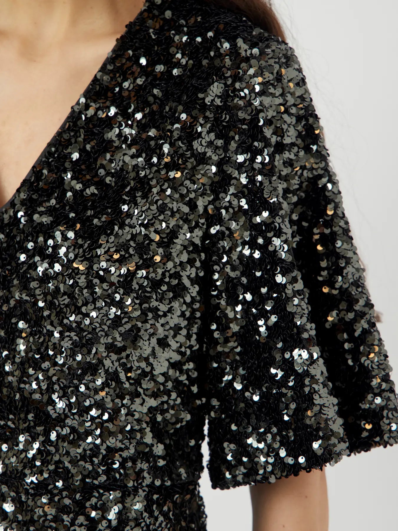 YASELLE 2/4 SEQUIN JUMPSUIT