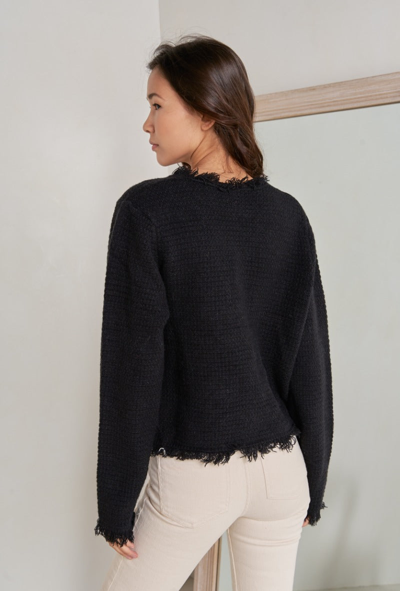 Buttoned cardigan with frayed edging