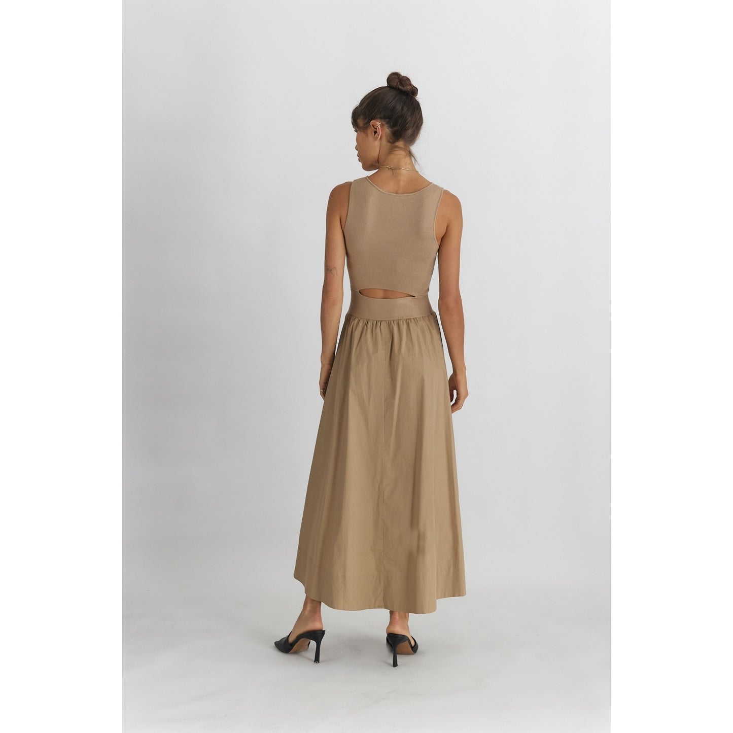 The Leia Midi Dress