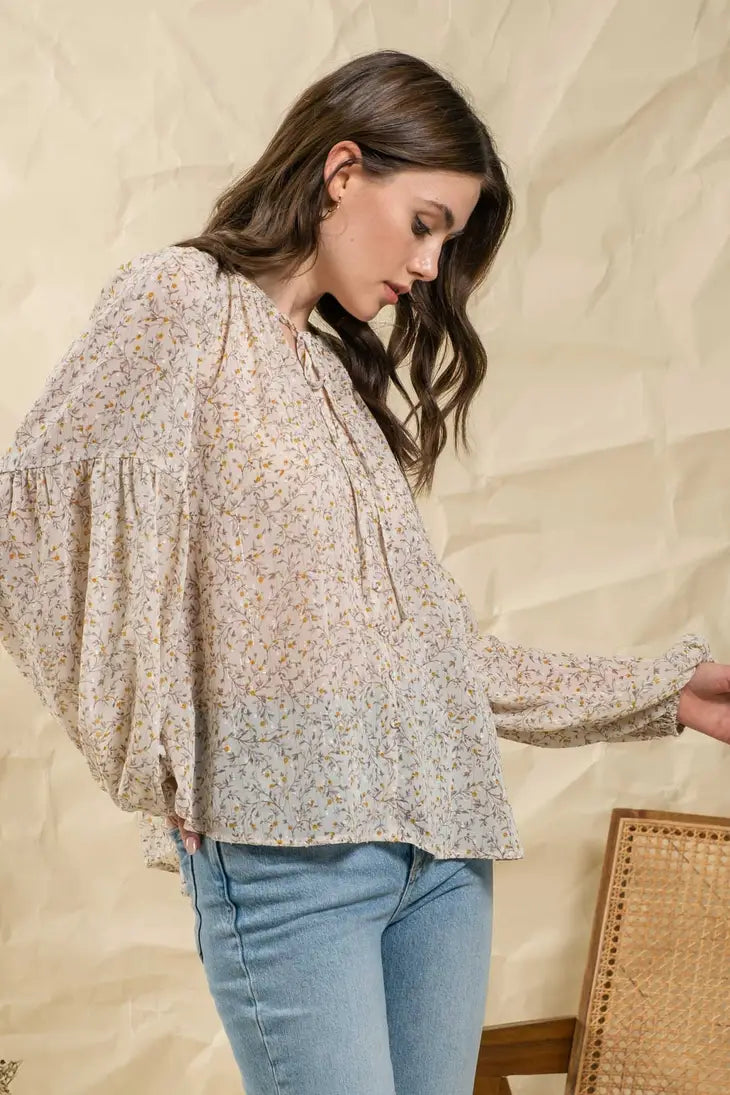 LUNA Floral Balloon Sleeve Blouse