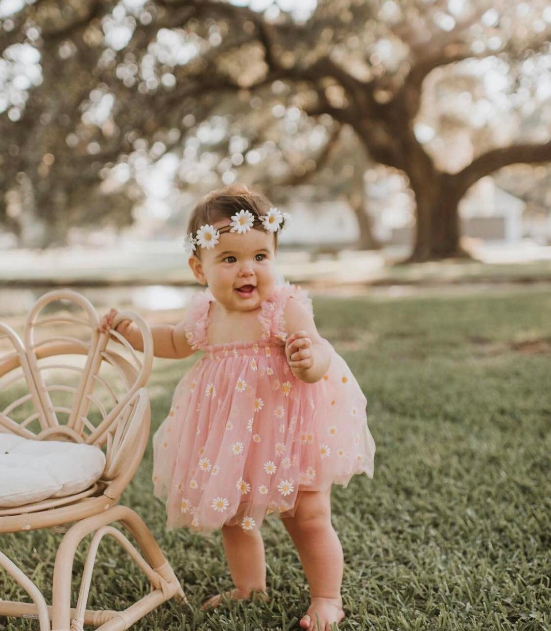 Tips and Ideas for Selecting Baby's First Birthday Dress for Girls - Being  The Parent