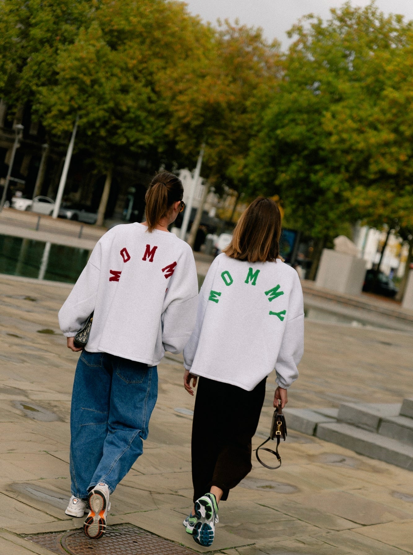 Mommy green grey sweatshirt