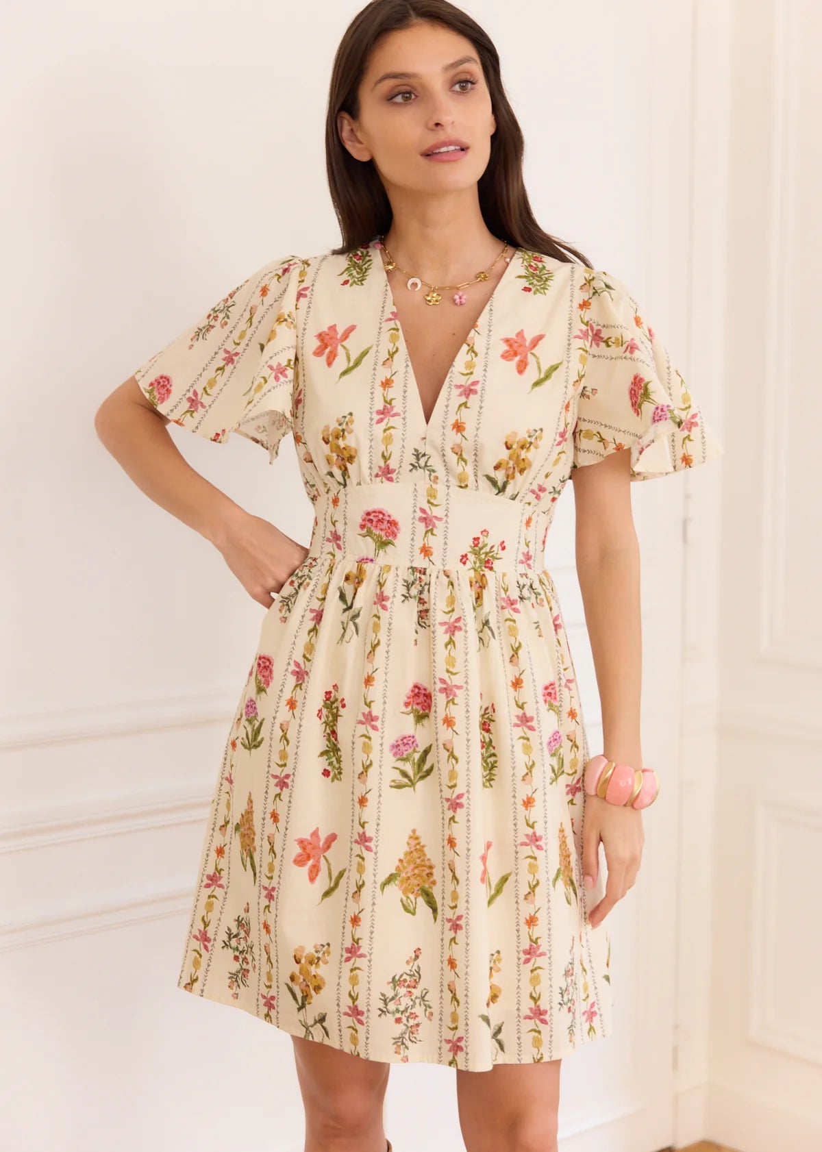 Sofia floral v neck short dress