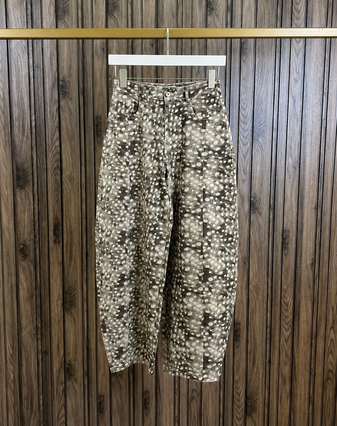 Zoe chocolate Bambi barrel jeans