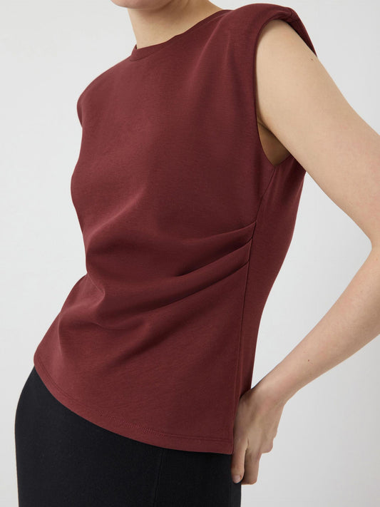 YASPINA SLEEVELESS BURGUNDY TOP