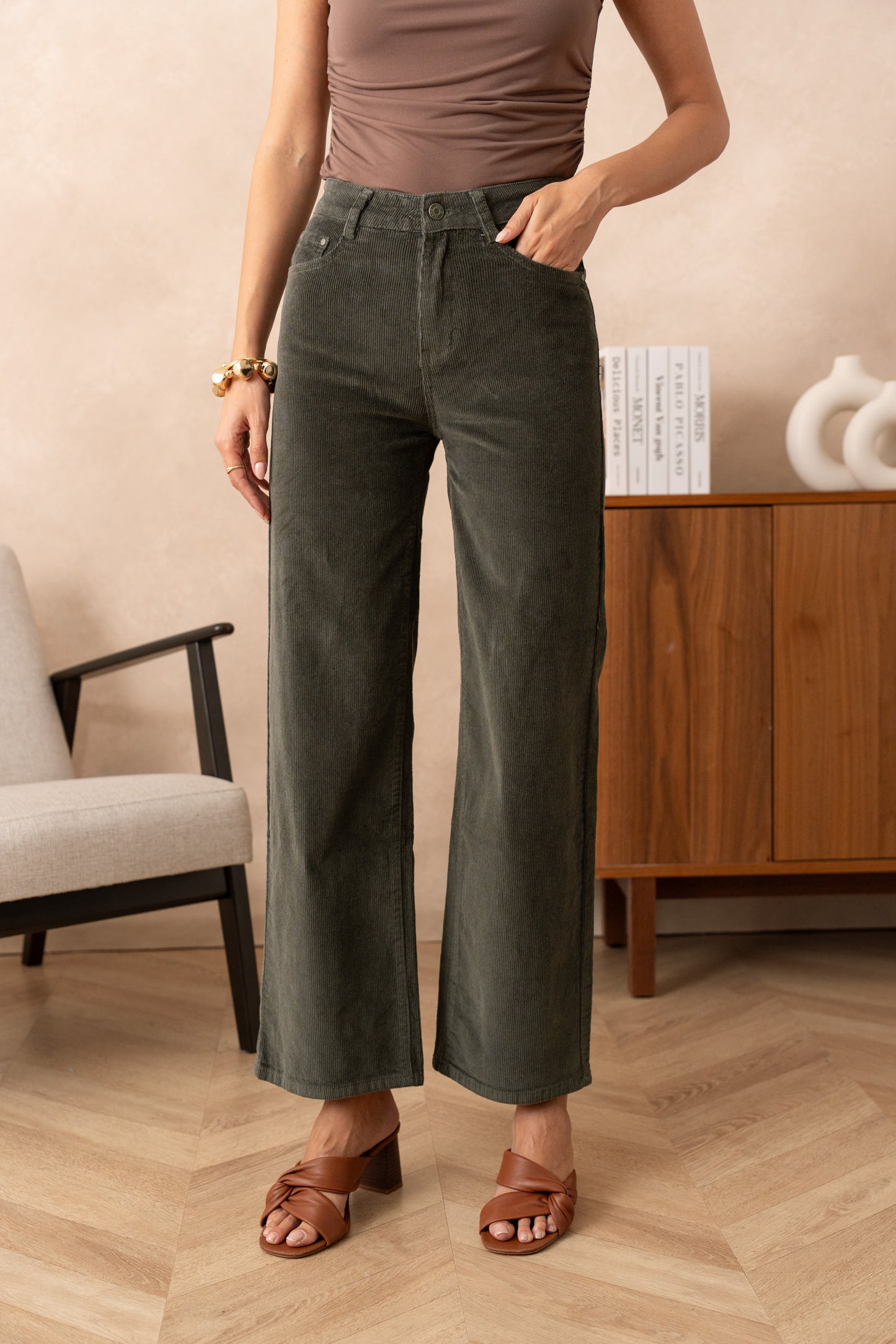 Maggy khaki green straight leg cords