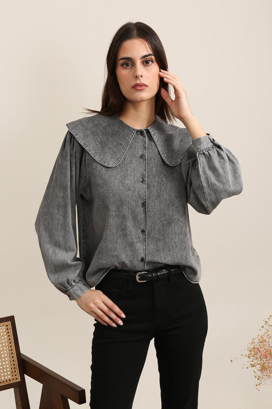 Large collar denim shirt