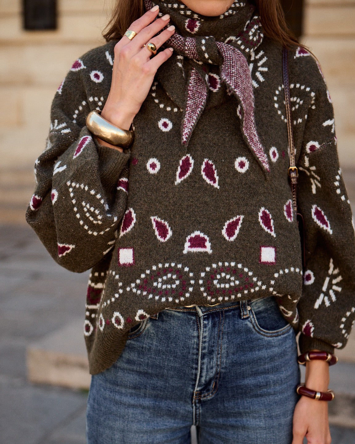 Gráinne khaki jumper with scarf