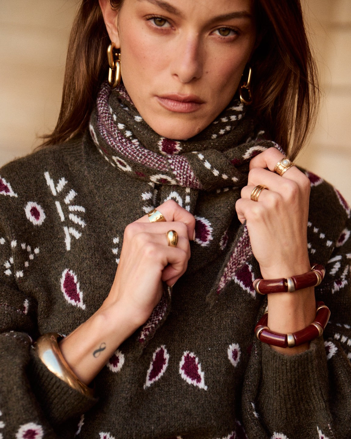 Gráinne khaki jumper with scarf