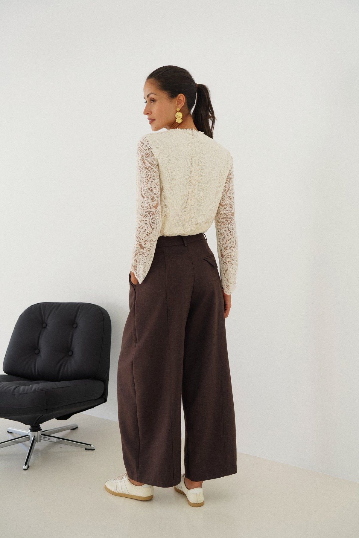 Monica wine barrel trousers