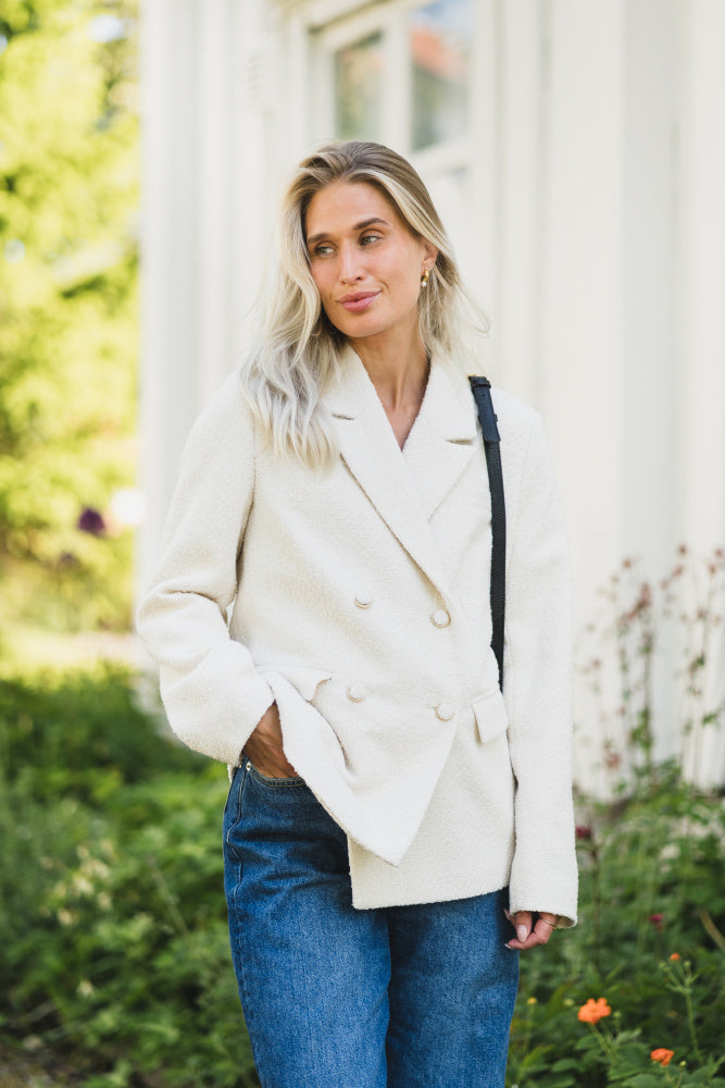 YASPETRA BOUCLE BLAZER