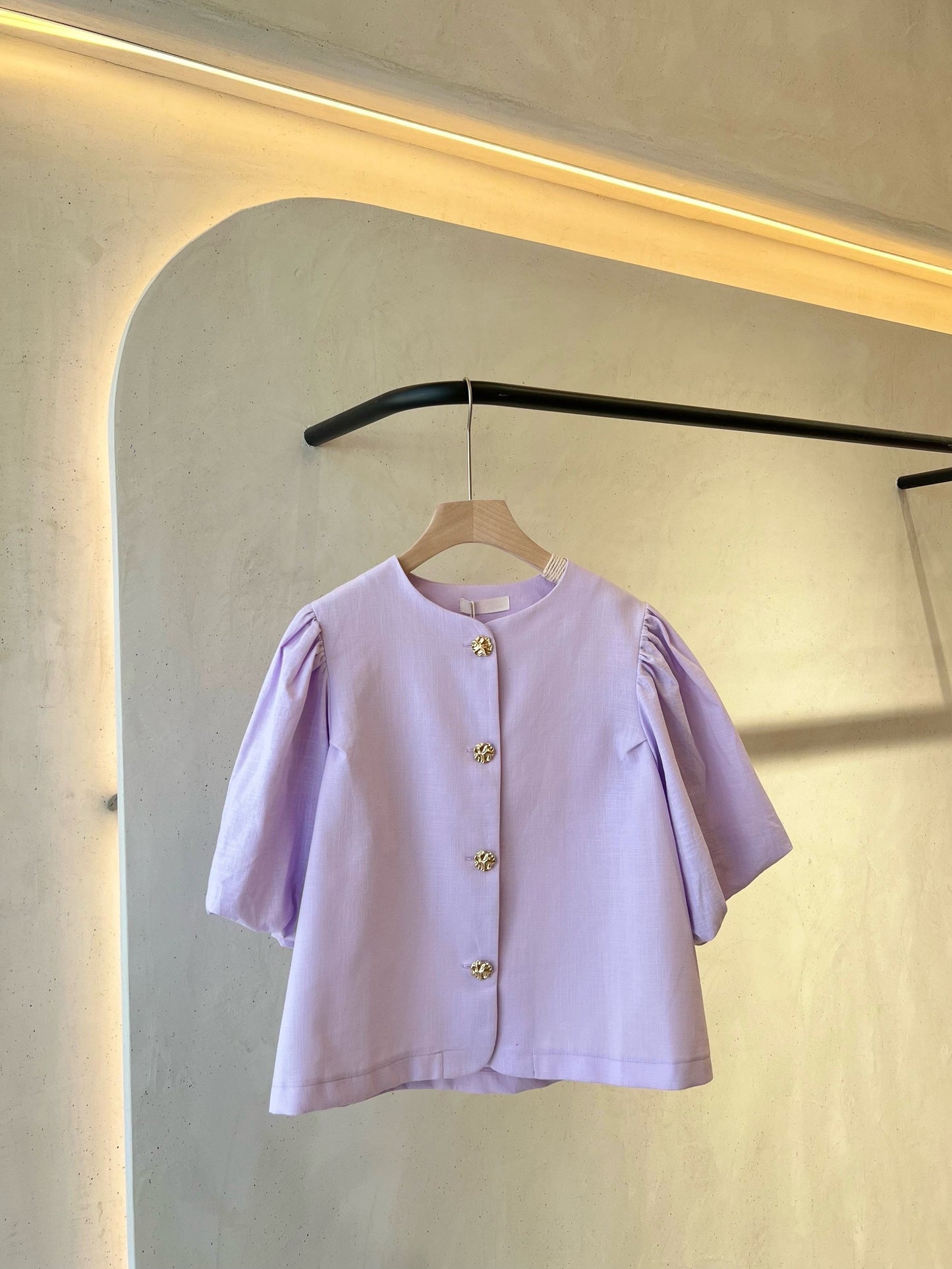 Caoimhe lilac cotton puff sleeve blouse with gold buttons