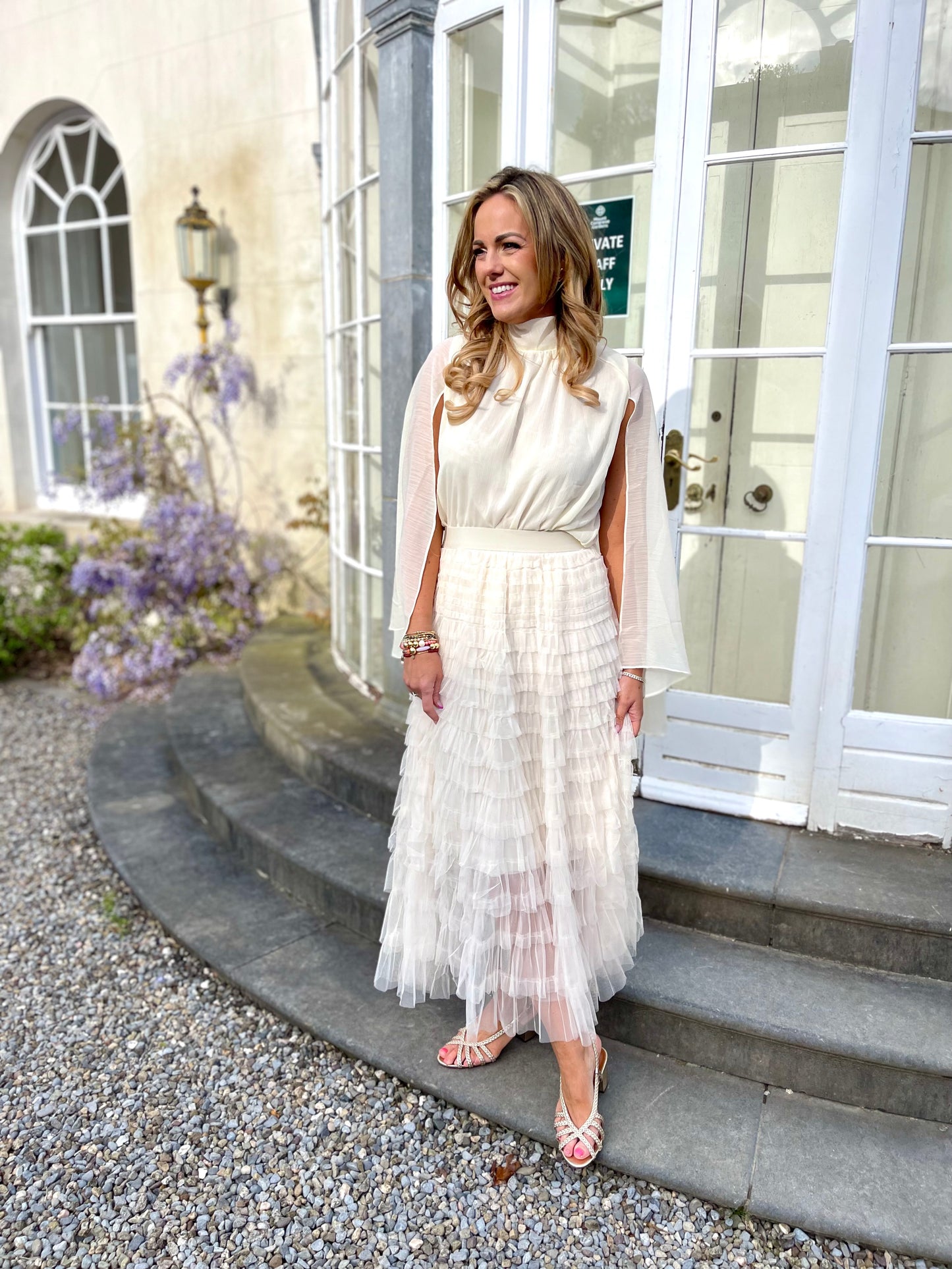 Jean beige tiered tulle full skirt