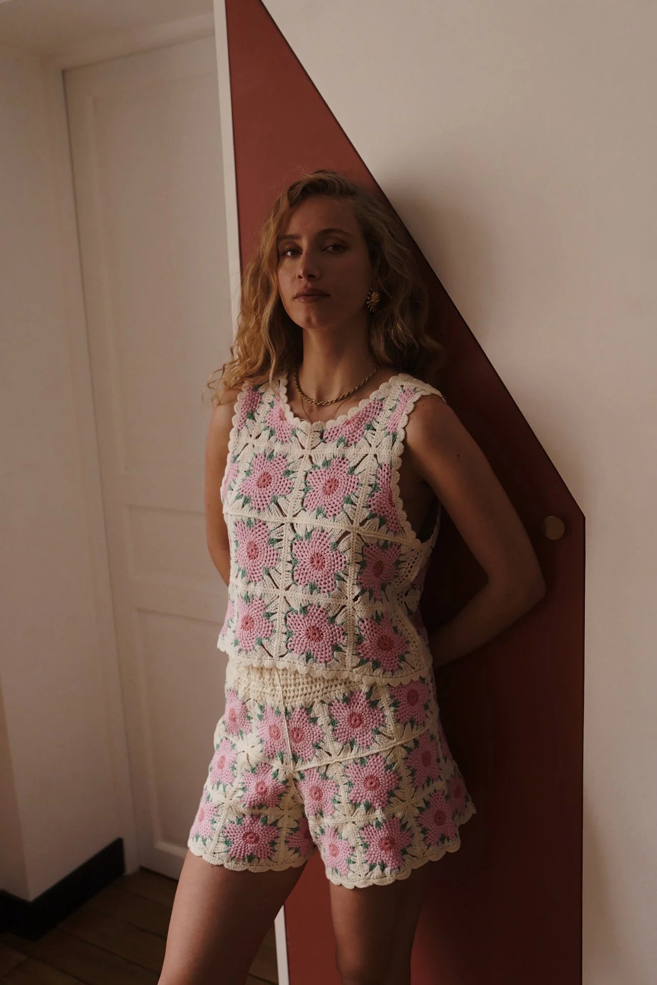 Daisy pink crochet crop top