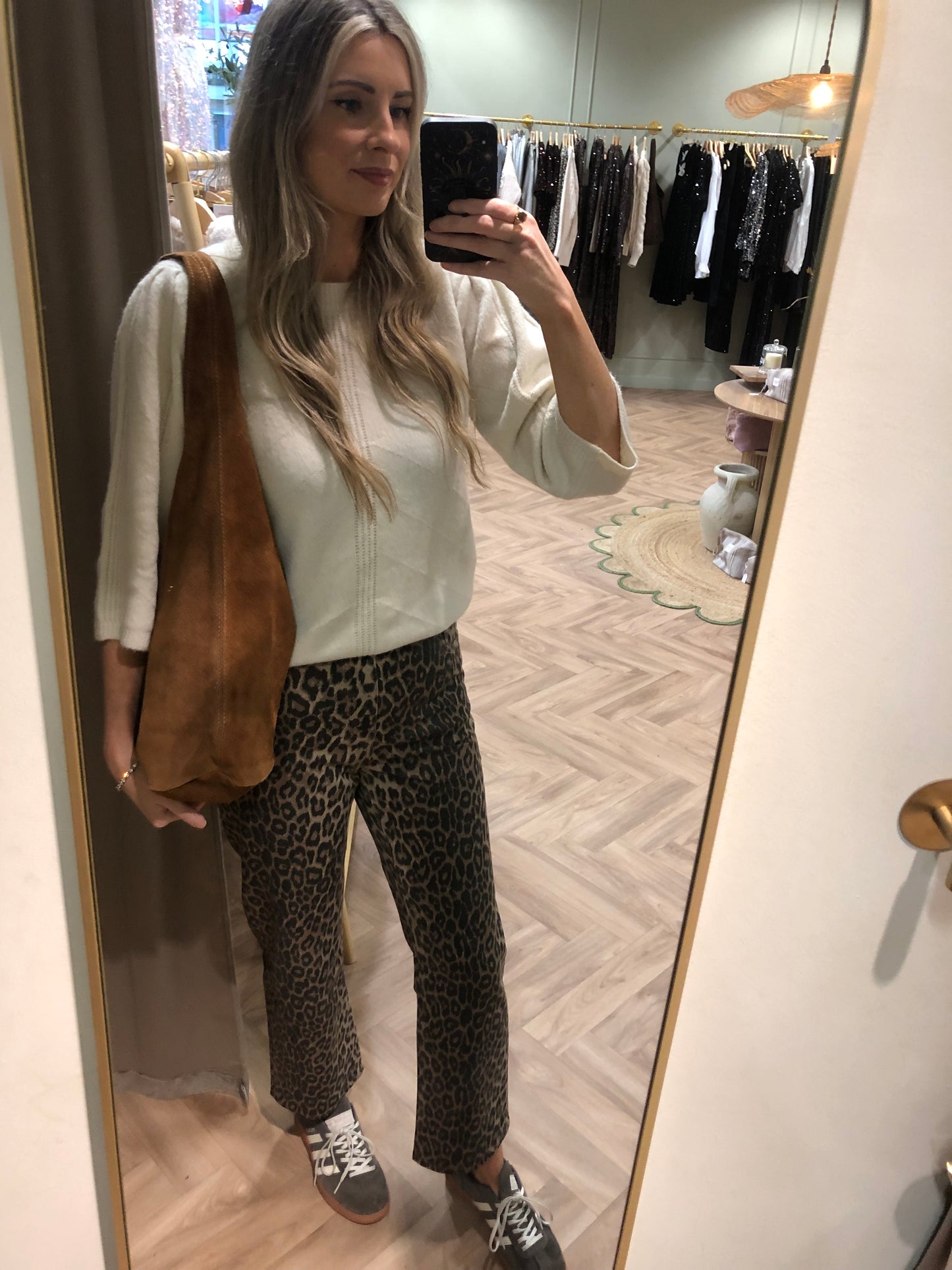 Straight leg leopard jeans