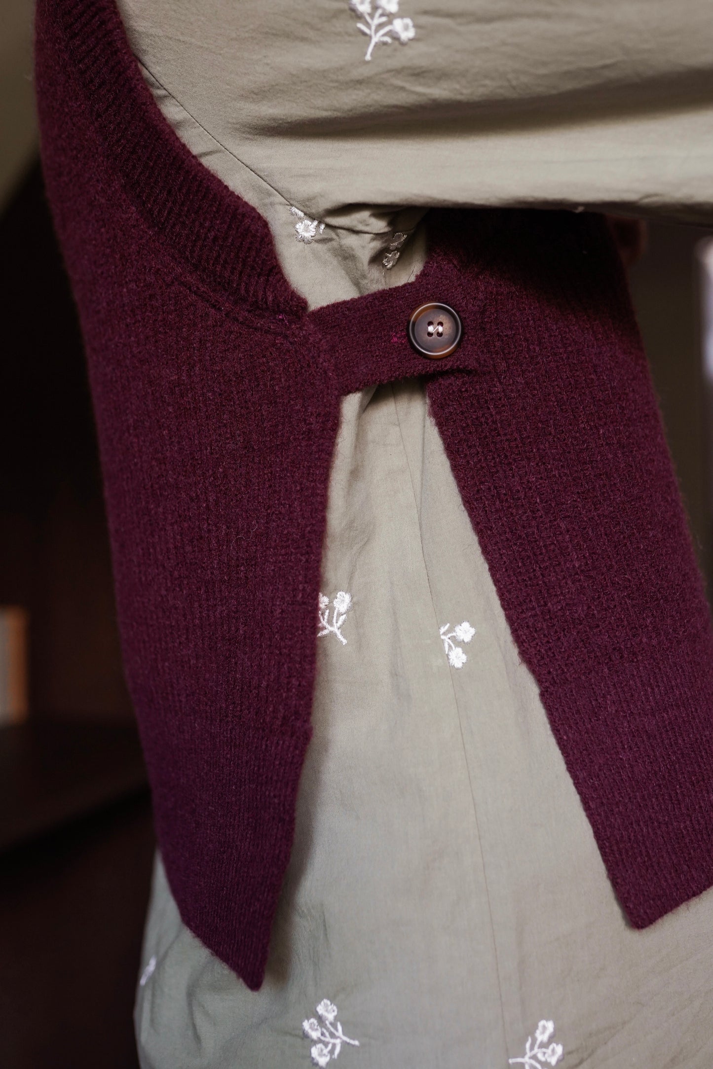 Naomi burgundy knit sleeveless gilet