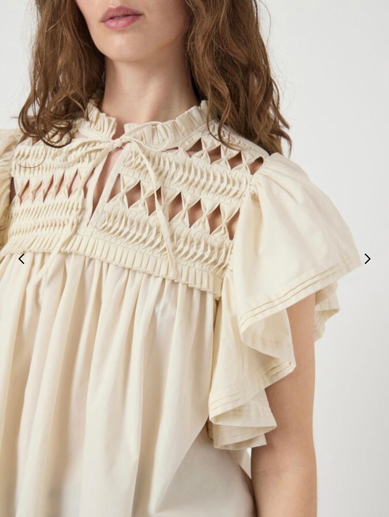 YASLUERA SHORT SLEEVED BLOUSE