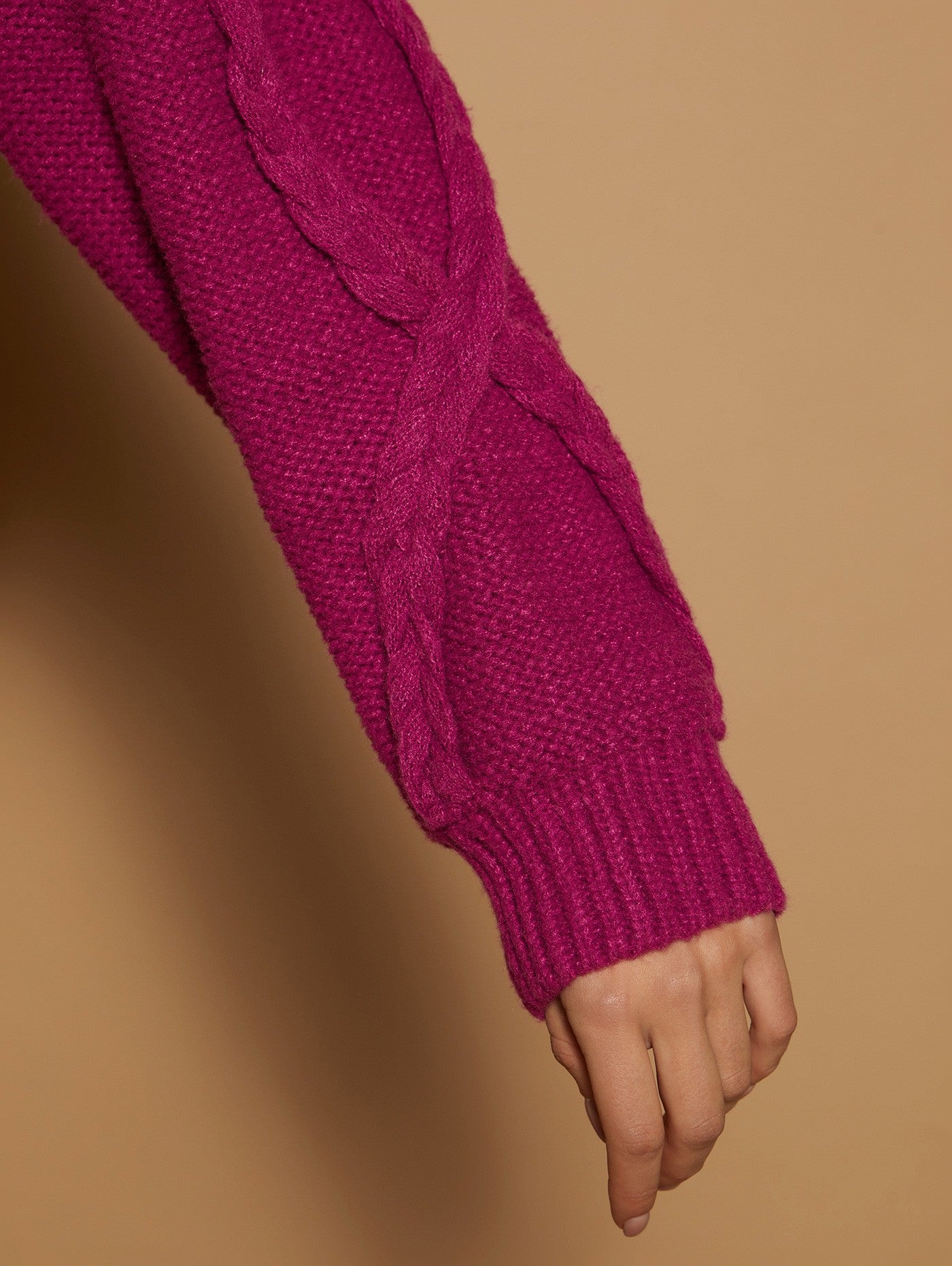 Cable knit braided pink jumper