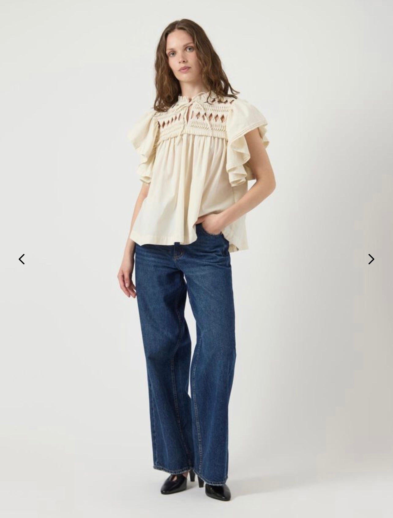 YASLUERA SHORT SLEEVED BLOUSE