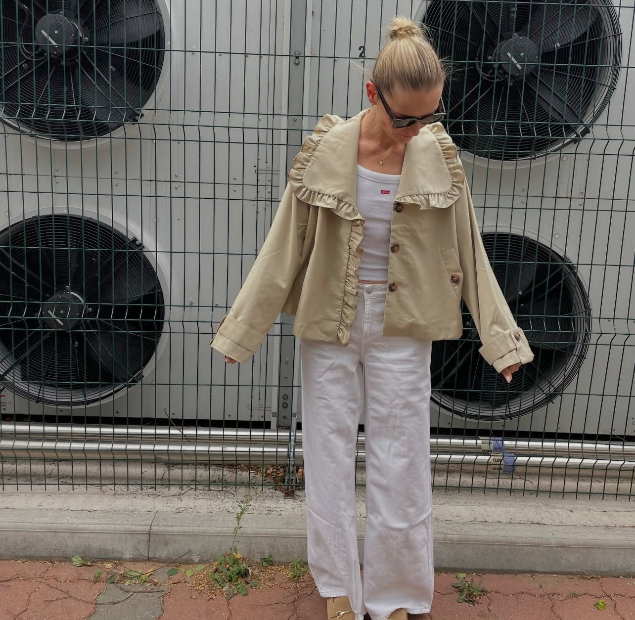 Y.A.S short frill trenchcoat beige