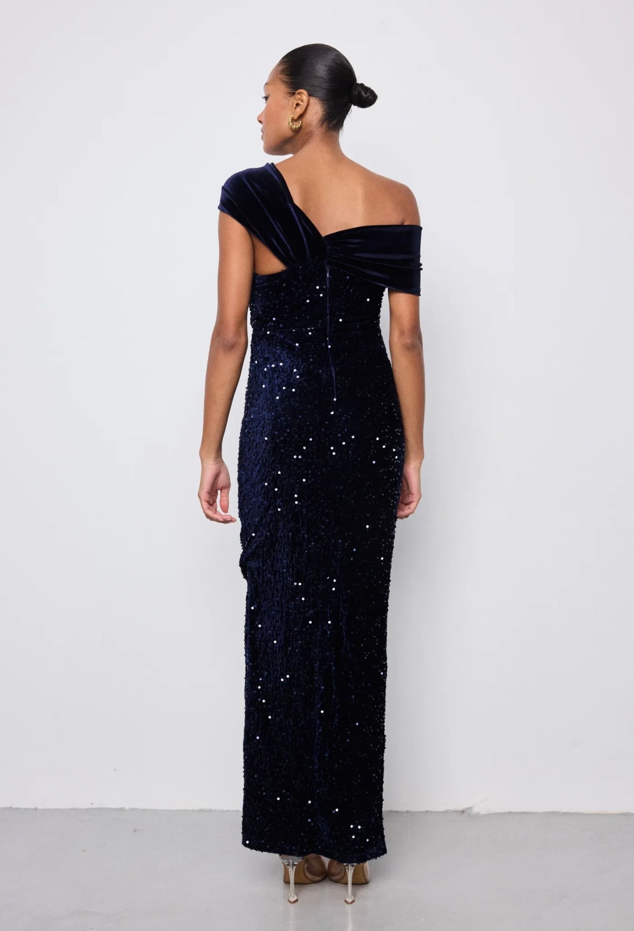 Alison sequin drop shoulder velvet dress navy