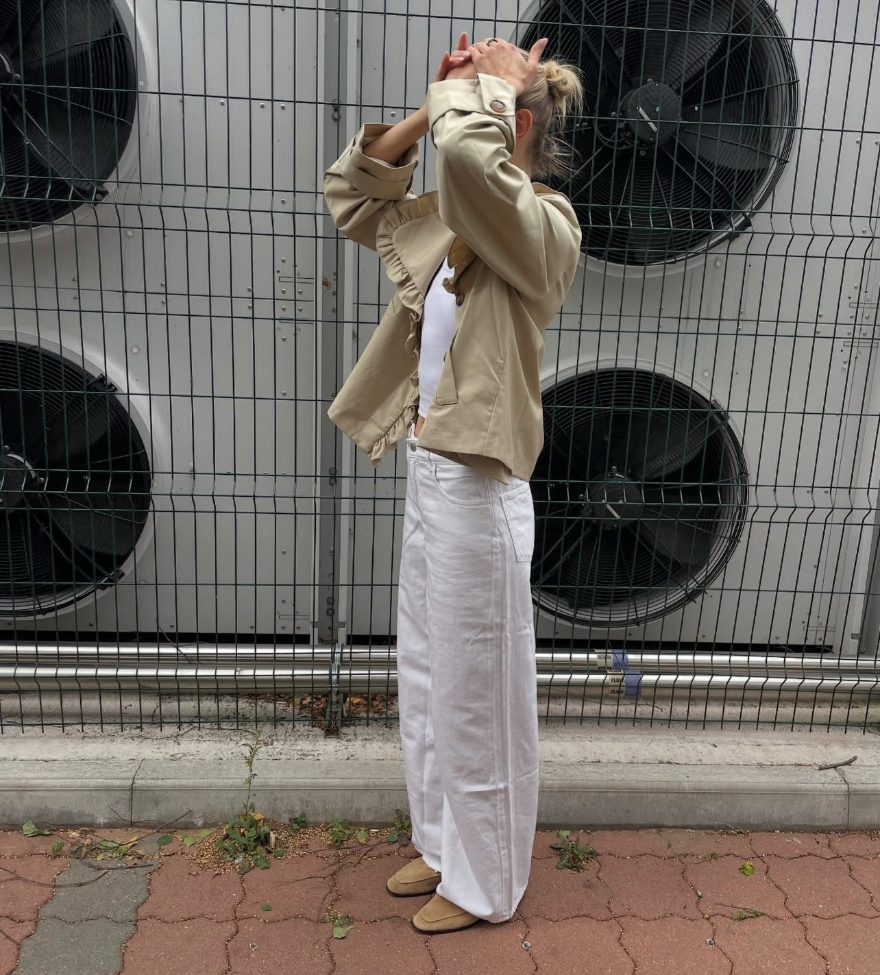 Y.A.S short frill trenchcoat beige