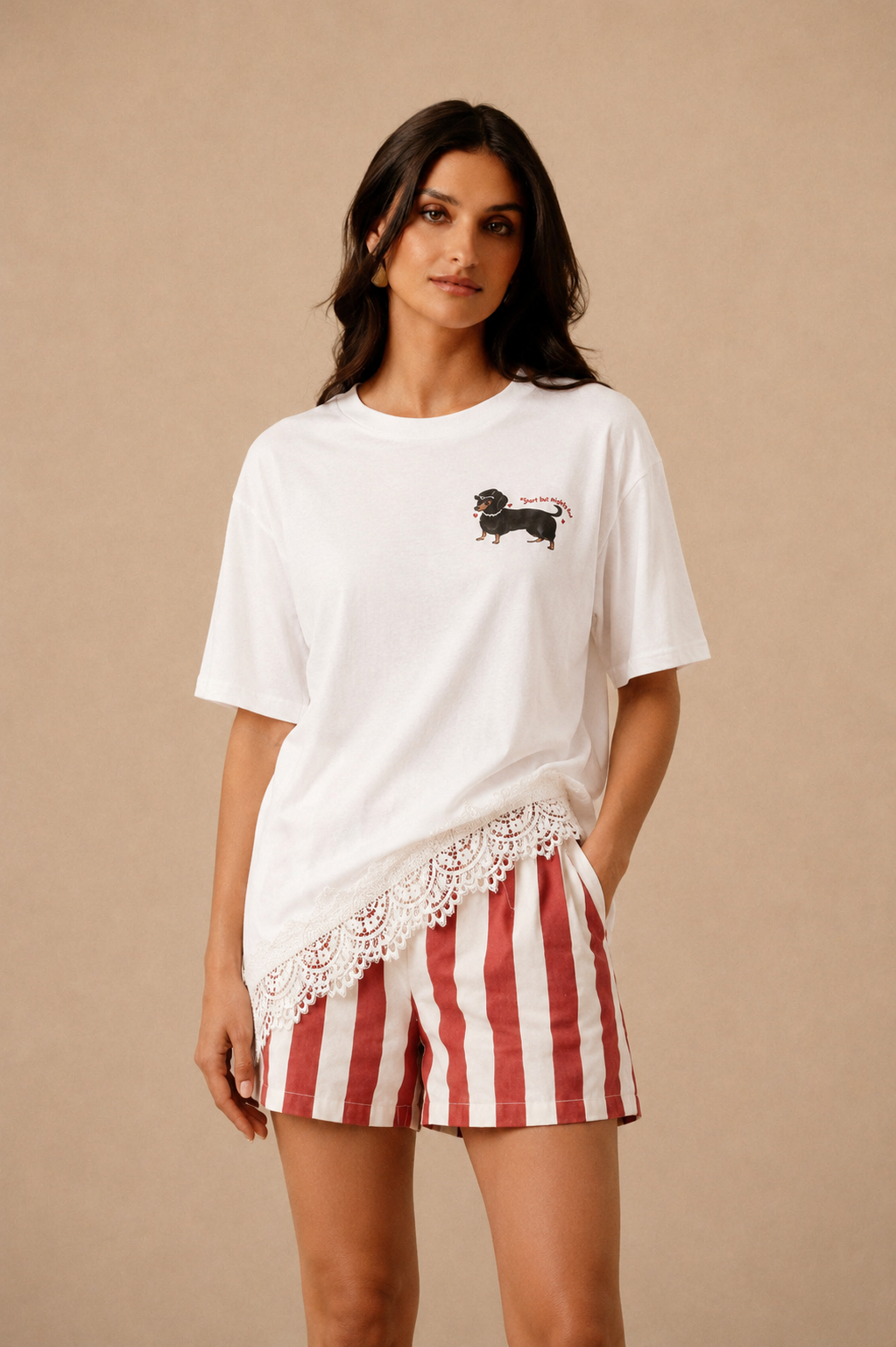 DACHSHUND CLUB tshirt with lace