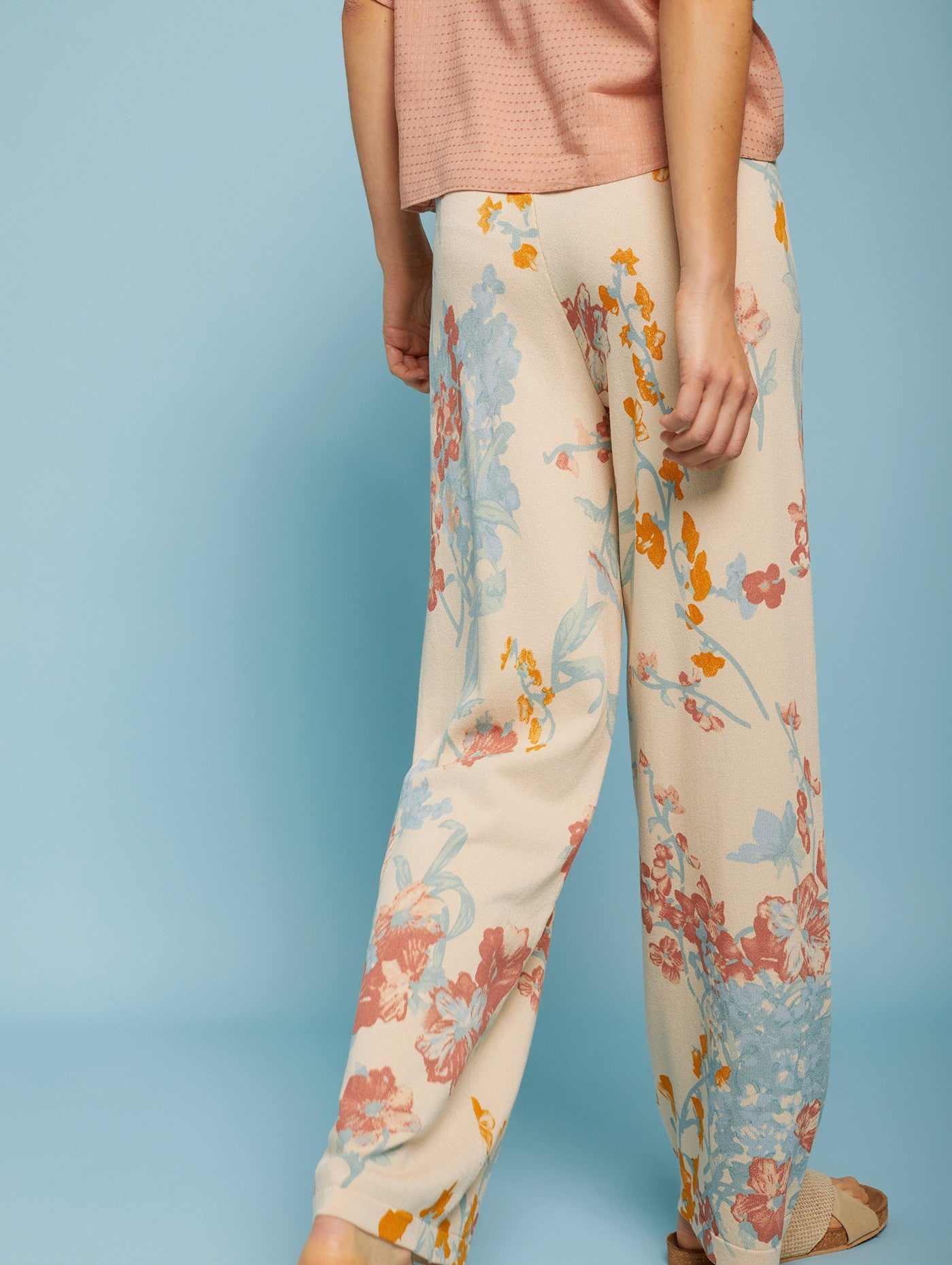 Floral knit trousers