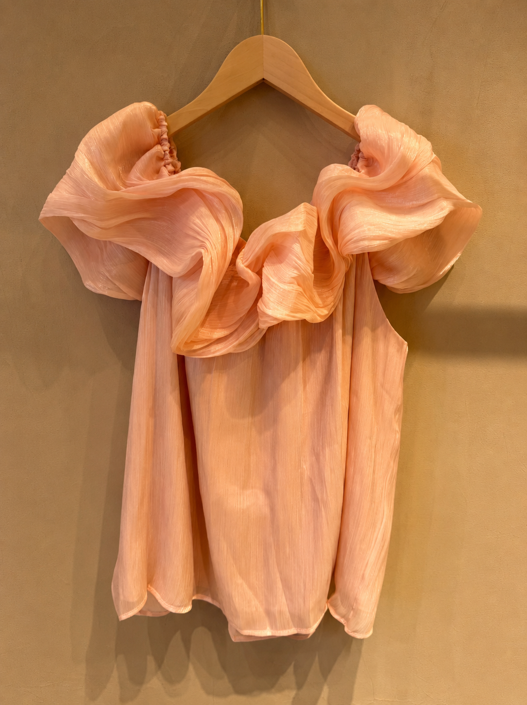 Tina pink cloud sleeve strapless top
