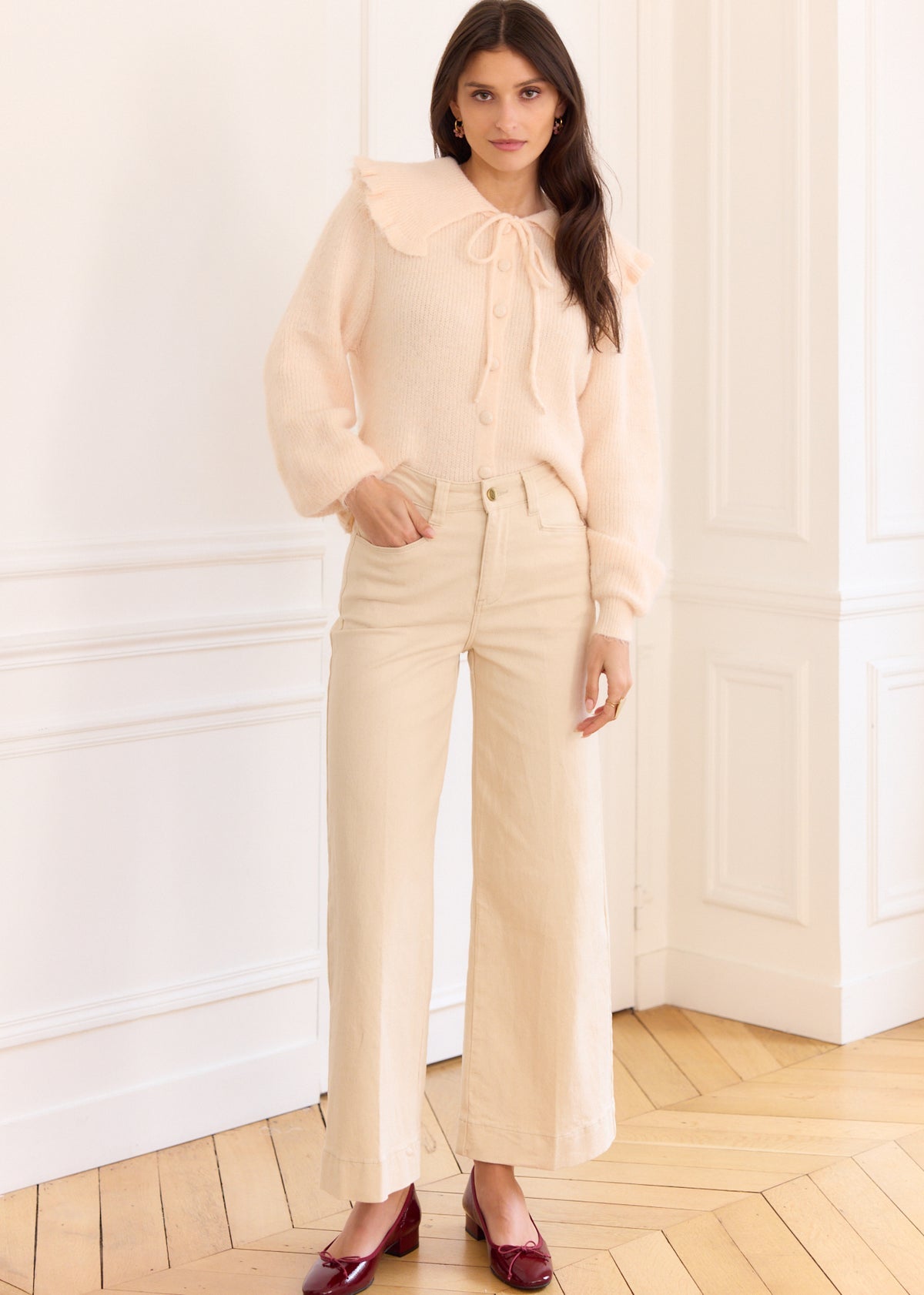 Lila beige Peter Pan collar cardigan