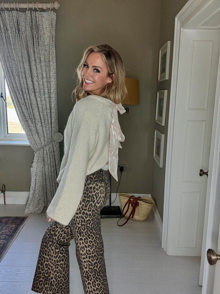 Wide leg leopard jeans