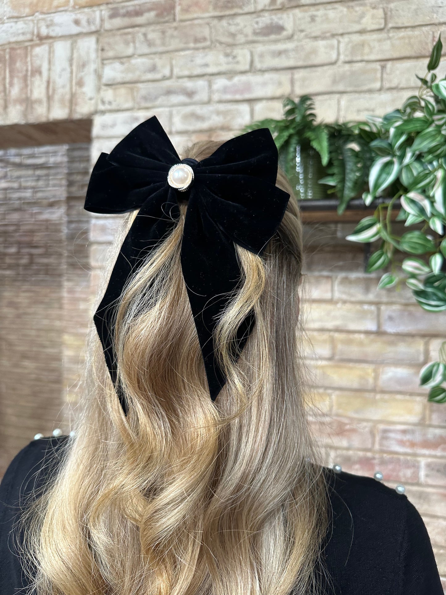 Velvet hair bow clip