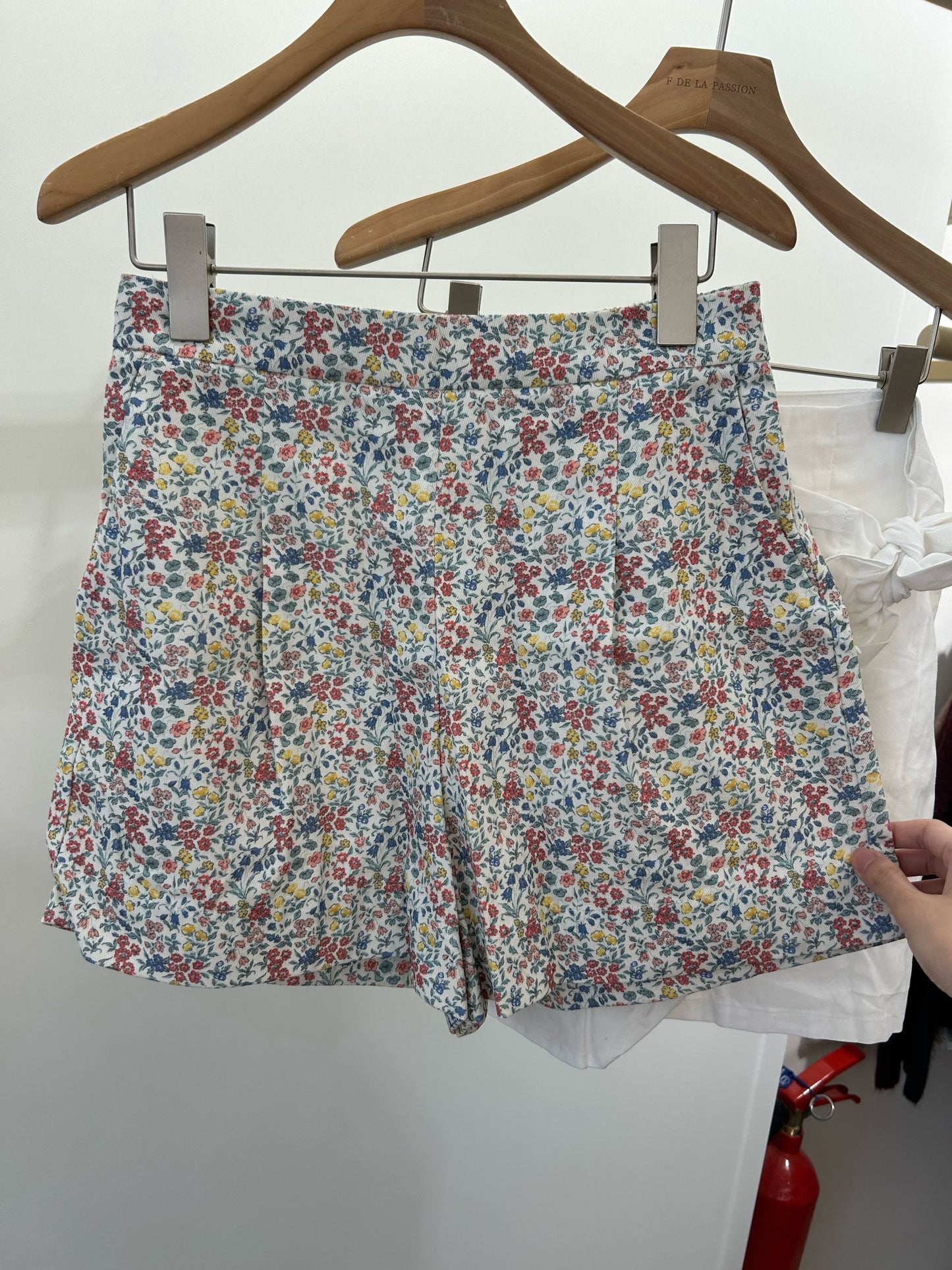 Melanie floral cotton shorts
