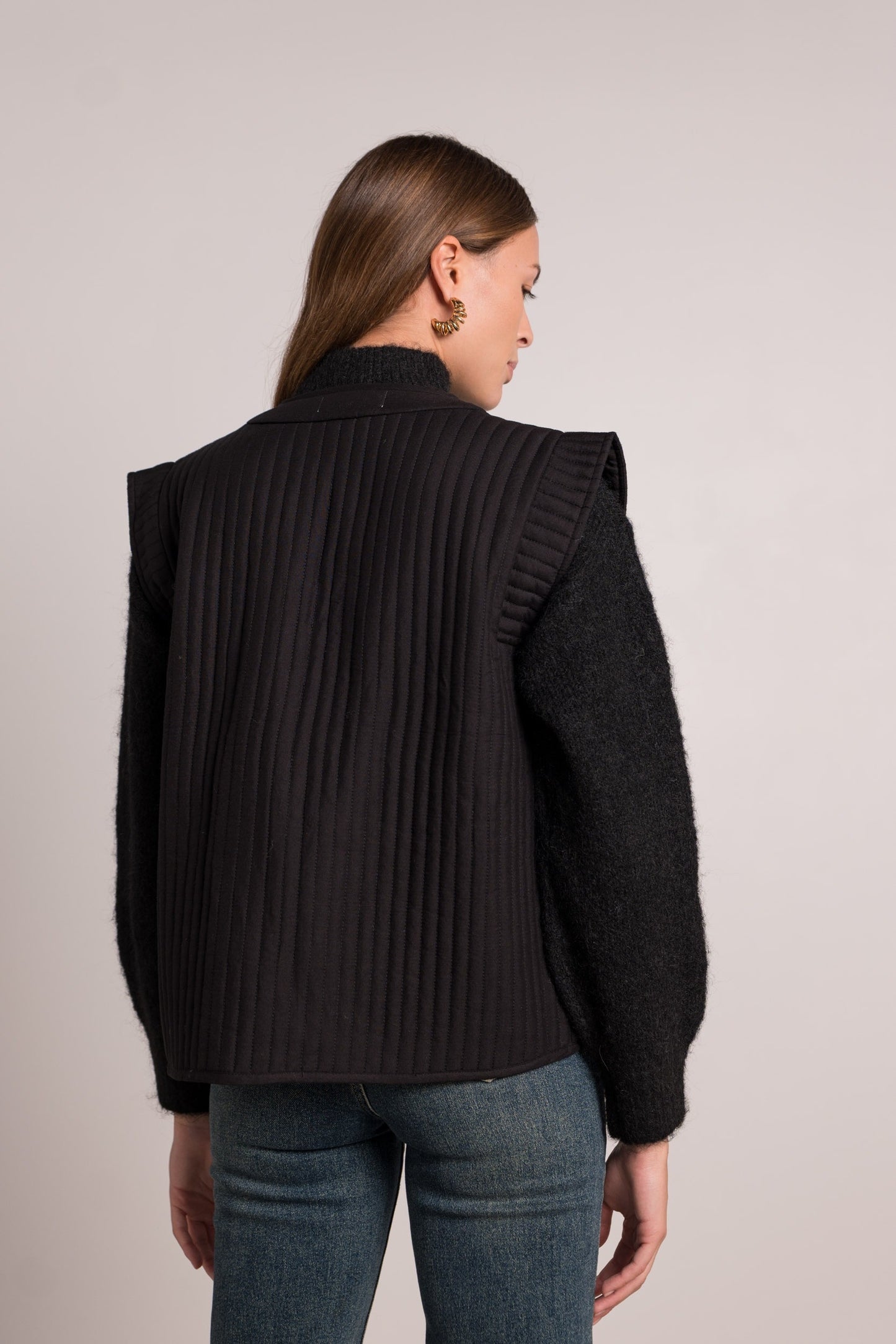 Harper embroidery black quilted gilet