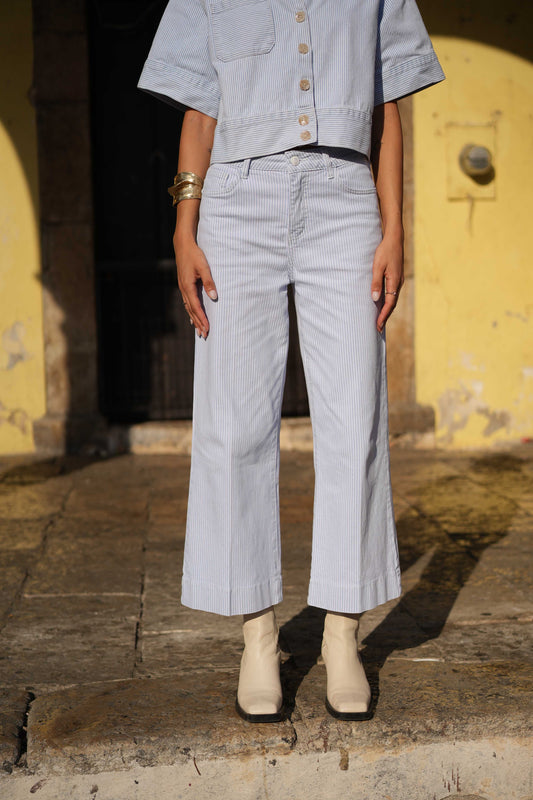 Wide leg blue striped jeans